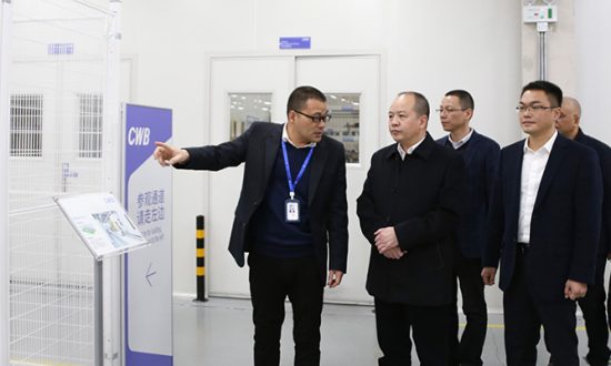 乐清市委上门给z6com·尊龙开展“三服务”活动