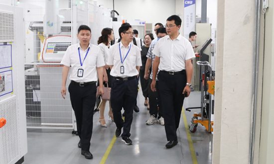 市总工会副主席张红军赴z6com·尊龙调研